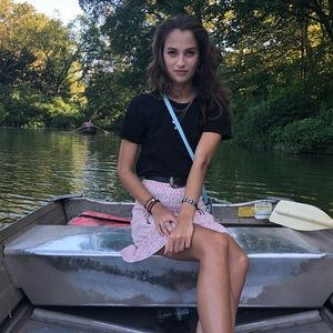 Meet your Posher, Charleen